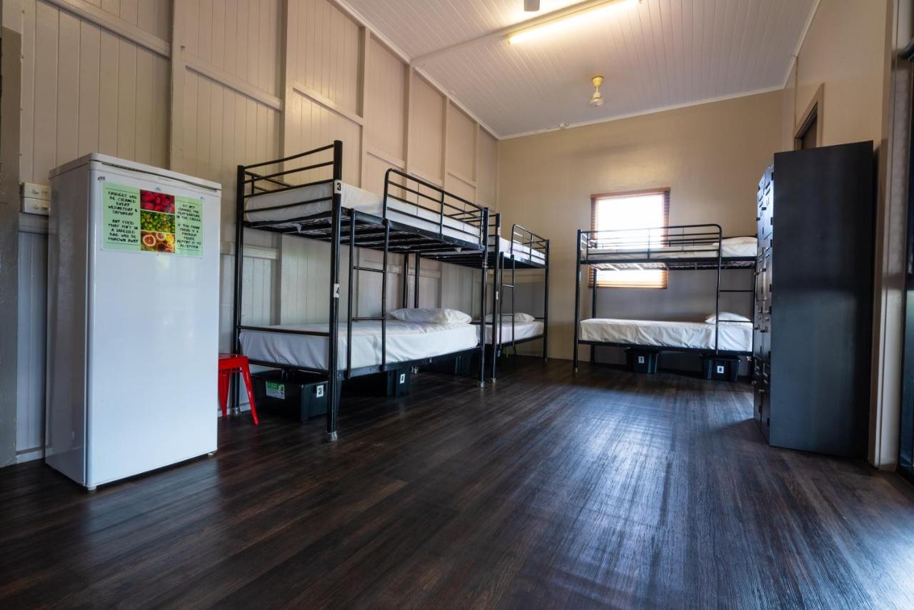 The Jack Backpackers Hostel Κερνς Εξωτερικό φωτογραφία