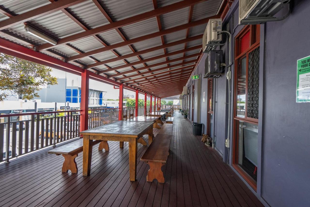 The Jack Backpackers Hostel Κερνς Εξωτερικό φωτογραφία
