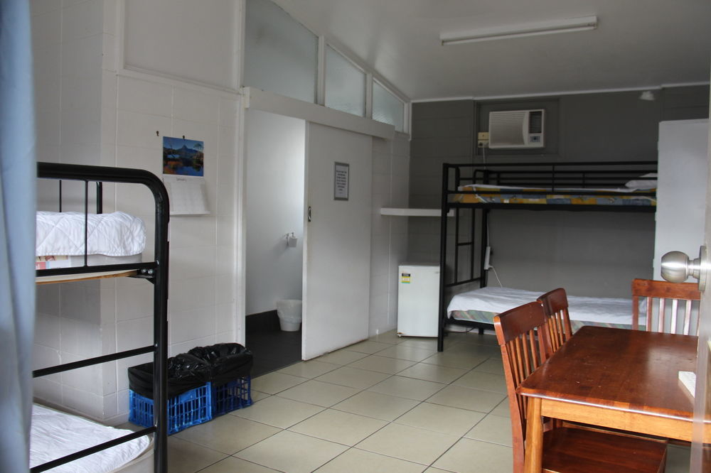 The Jack Backpackers Hostel Κερνς Εξωτερικό φωτογραφία